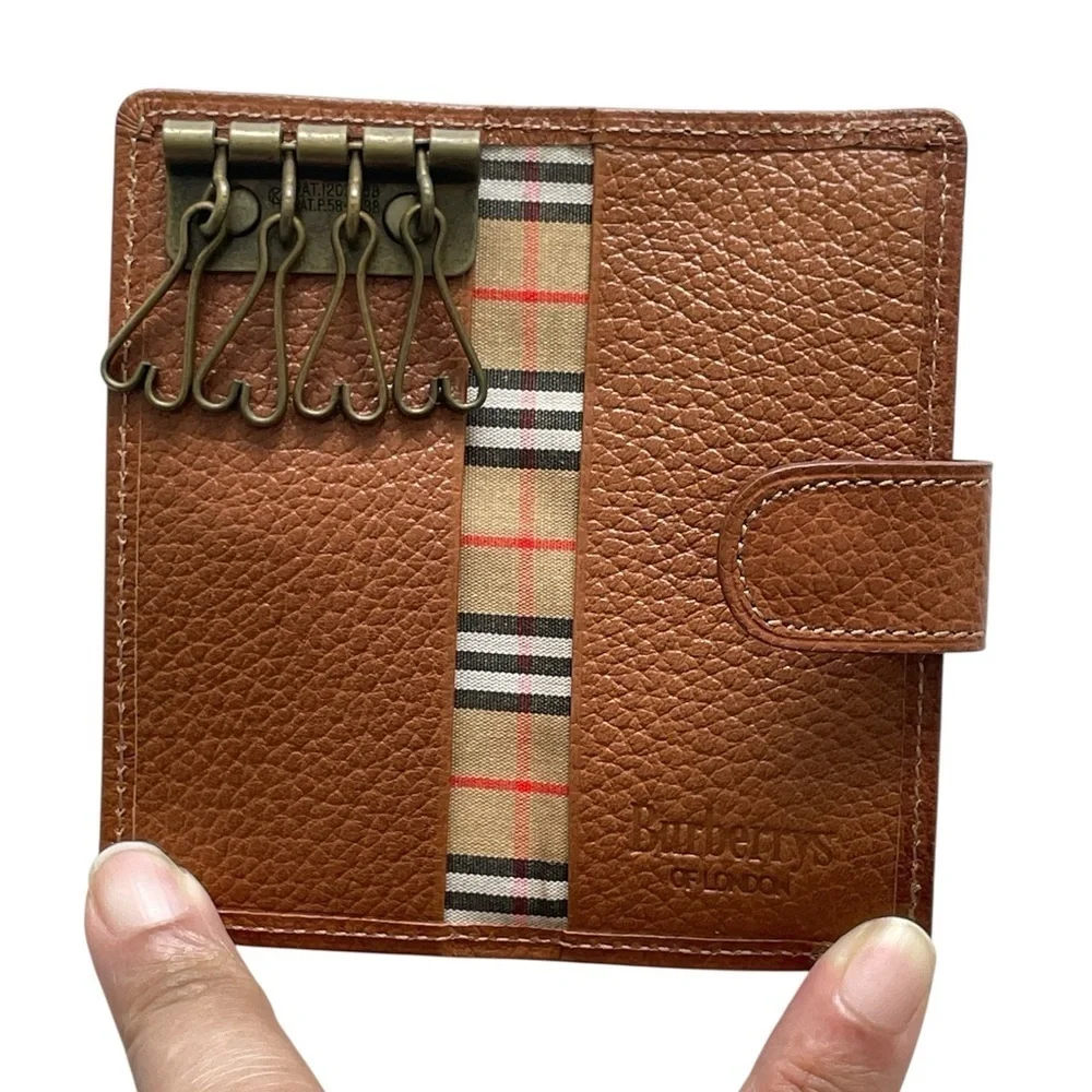 Burberrys 4 Ring Keycase